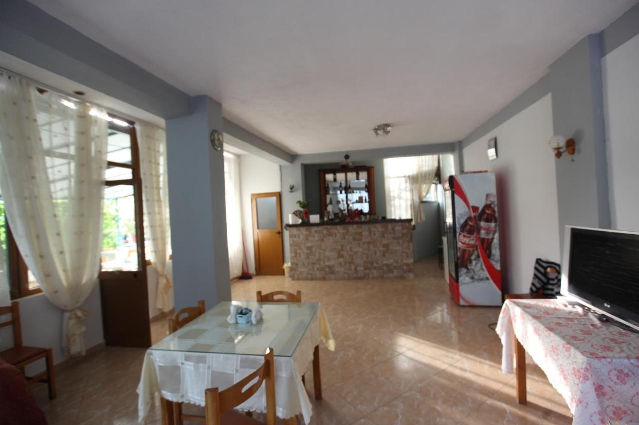 Seaview Bunec Hotel Piqeras
