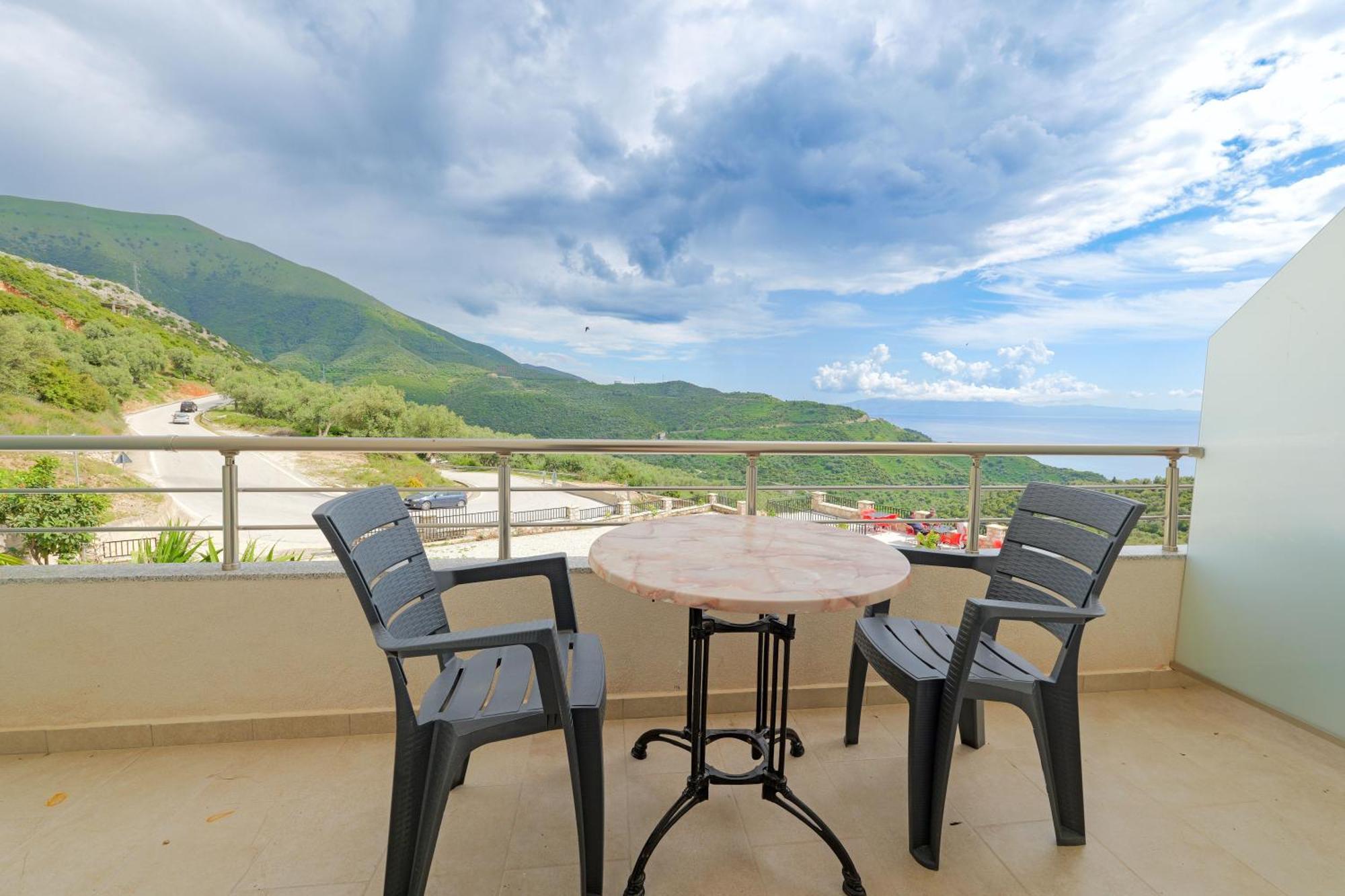 Seaview Bunec Hotel *