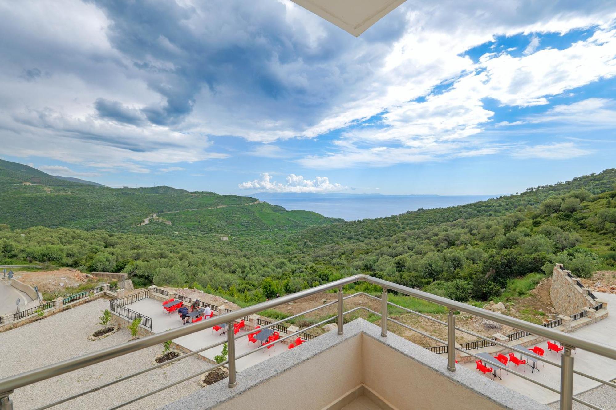 Hotel Seaview Bunec Piqeras